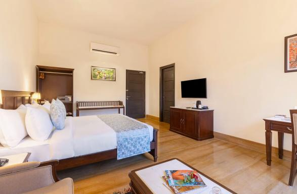 Lake View Suite 2