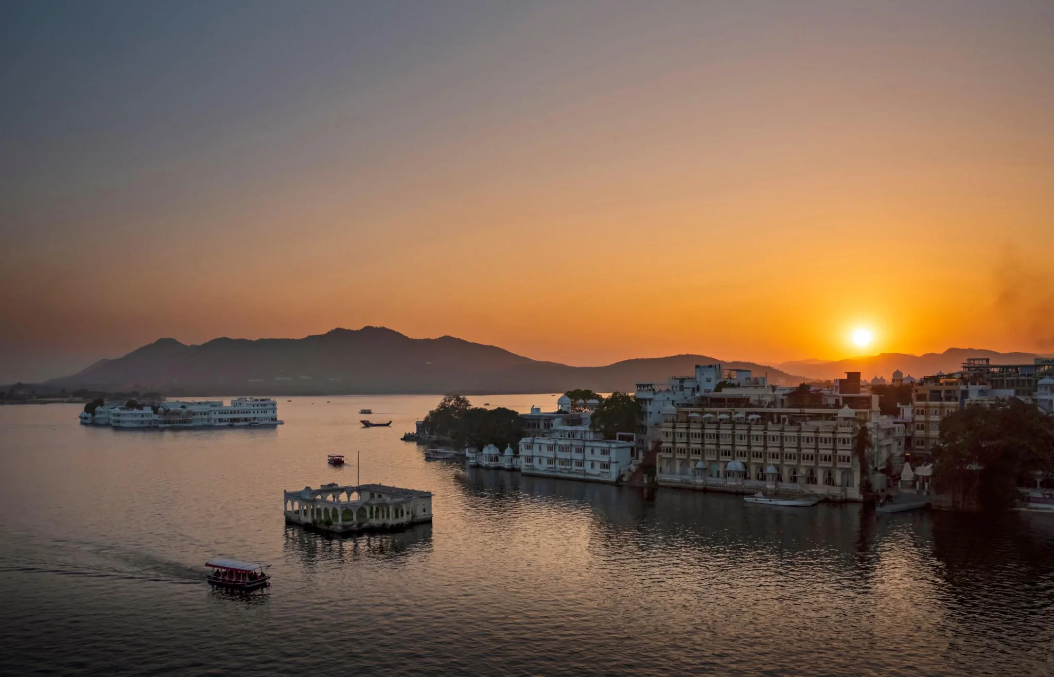 Lake Pichola Image 5
