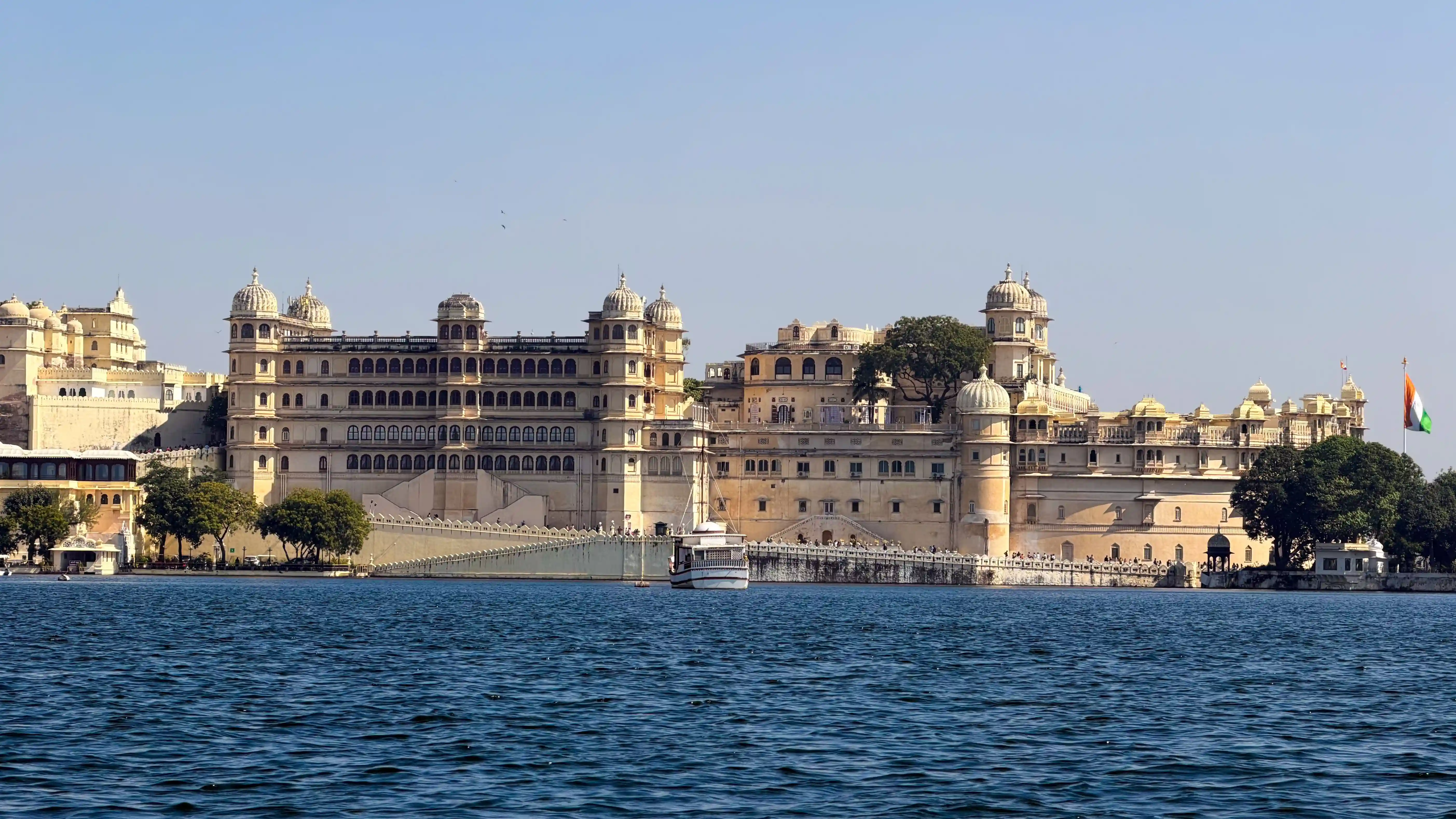 Luxury Travel in Udaipur: How to Plan a Slow and Meaningful Travel Escape